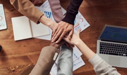freelance team collaboration on a project using remote work tools